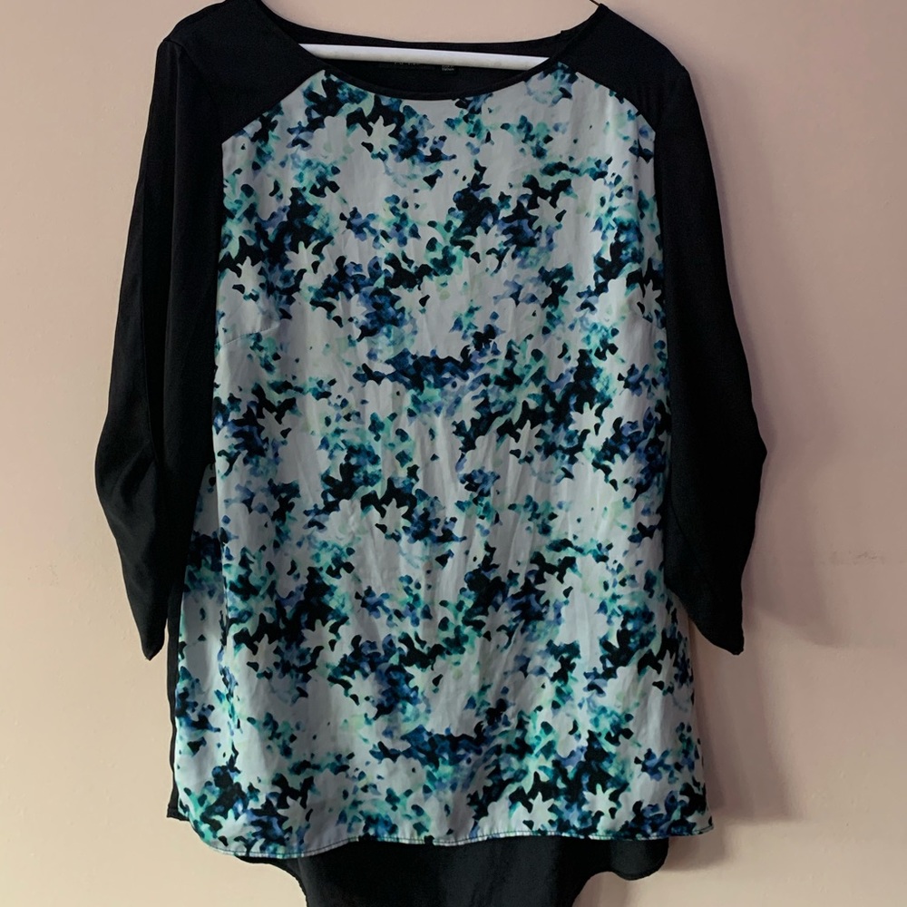 Women’s patterned top